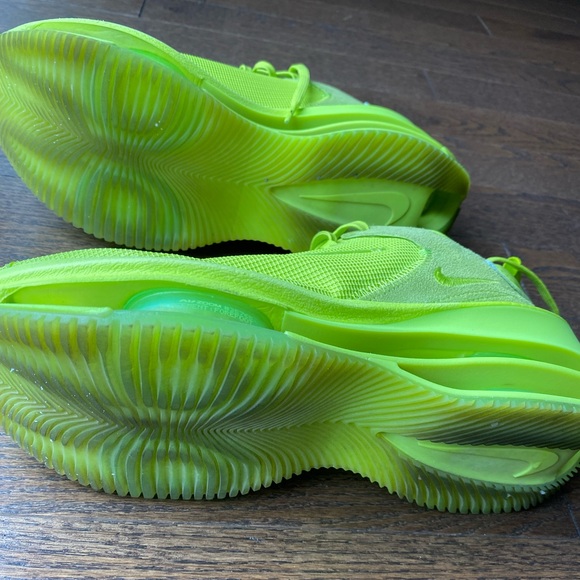 Nike Woman’s Zoom Double-Stacked 'Cyber’ - Picture 6 of 10